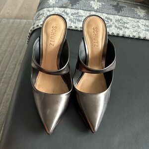 Schutz heels, great condition barely worn size 7